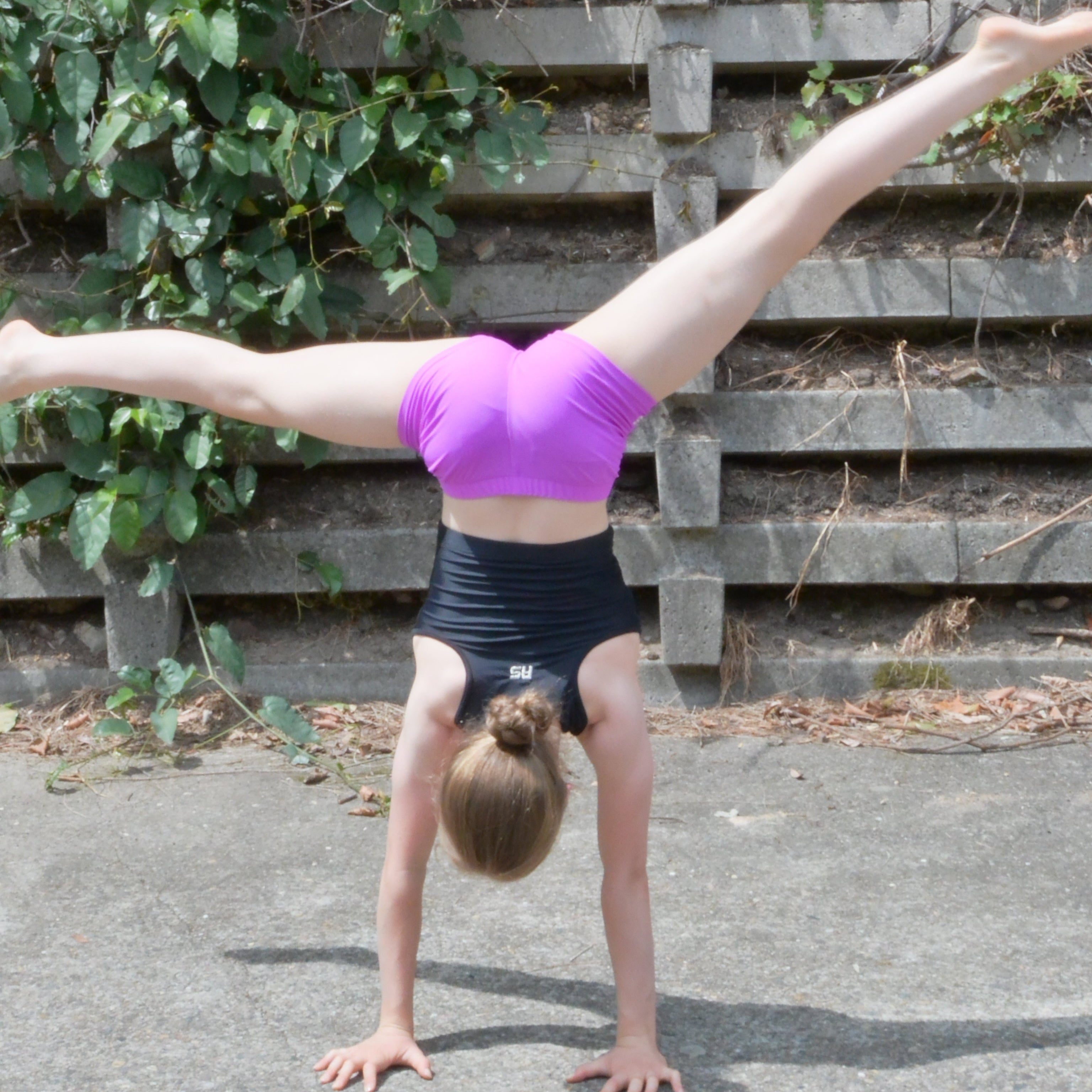 Black Everyday Crop Top